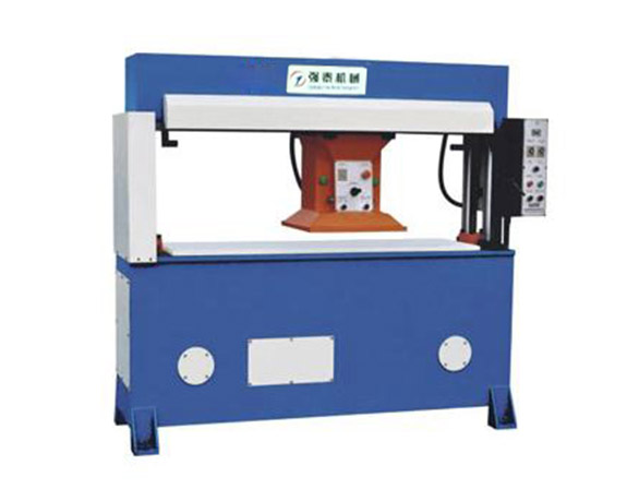 移動龍門精密四柱液壓裁斷機(jī)